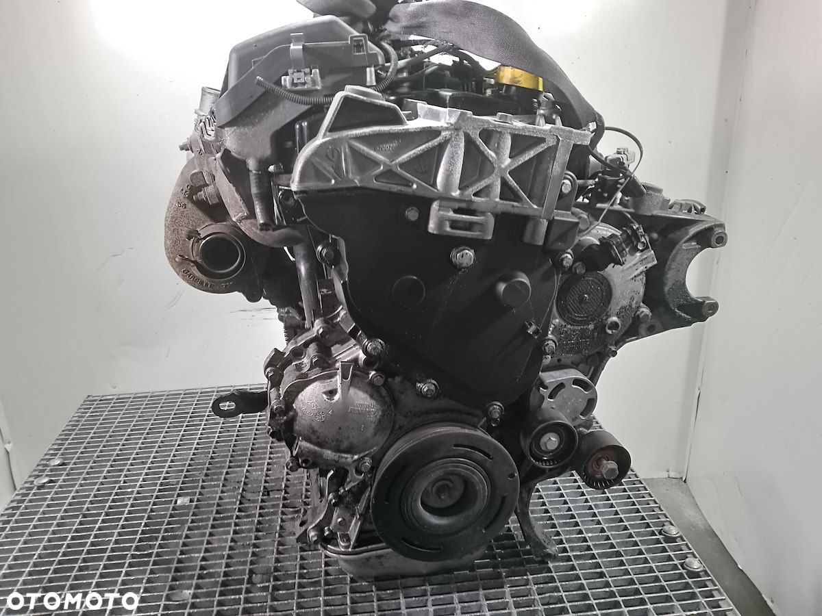 SILNIK RENAULT LAGUNA II ( 02-07 ) G9TA600 2.2 DCI - 1