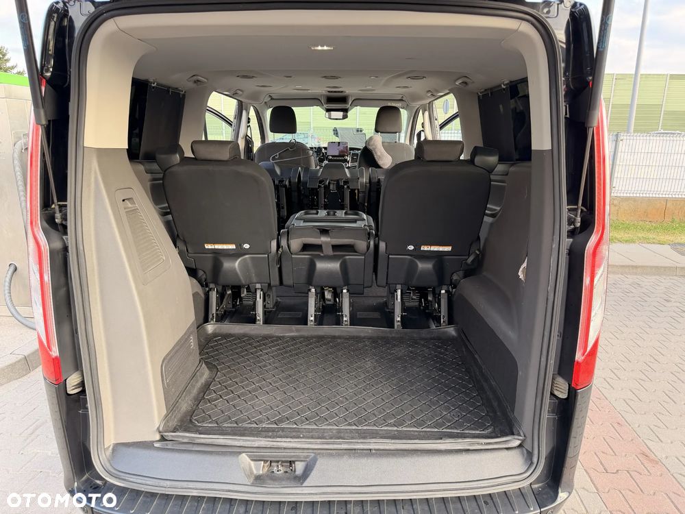 Ford Tourneo Custom 2.0 EcoBlue L2 Titanium SelectShift - 19