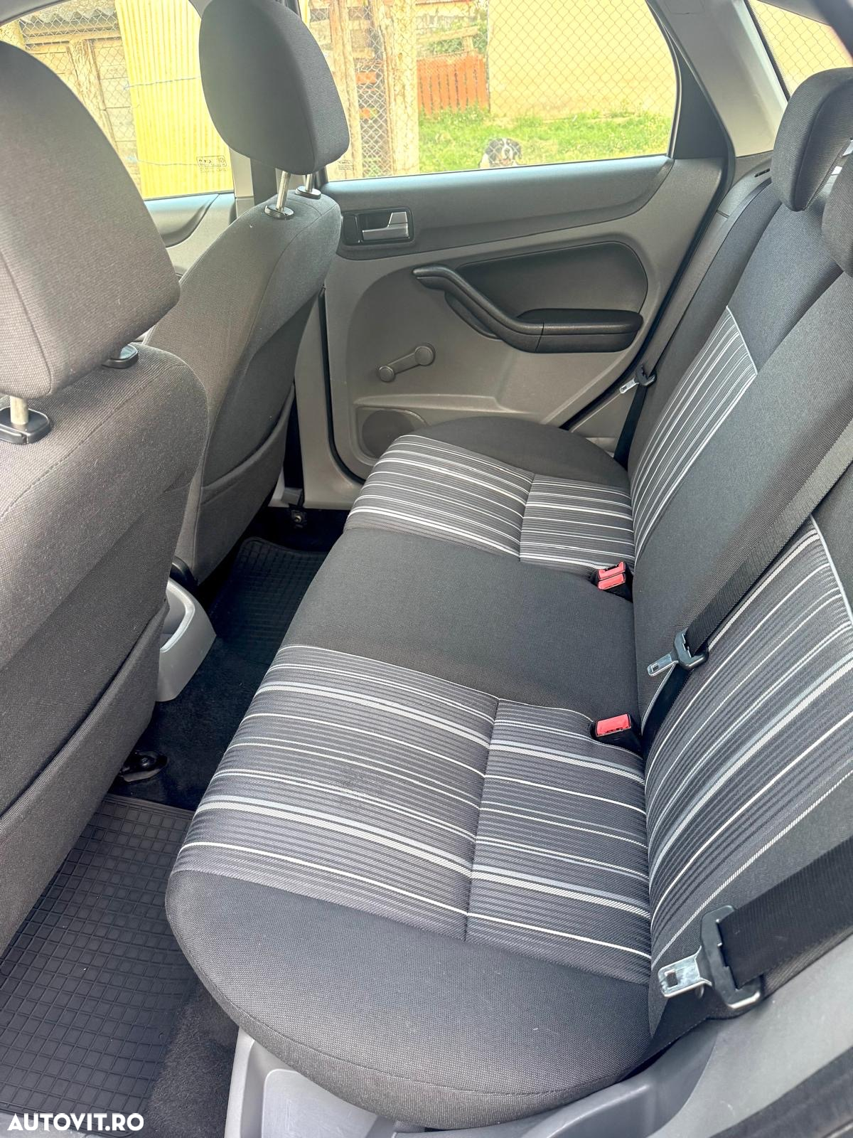 Ford Focus 1.6 TDCi Trend - 7