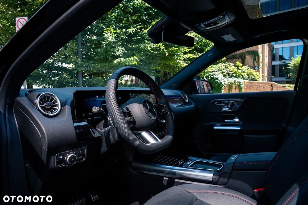 Mercedes-Benz GLA 220 mHEV 4-Matic AMG Line 8G-DCT - 35