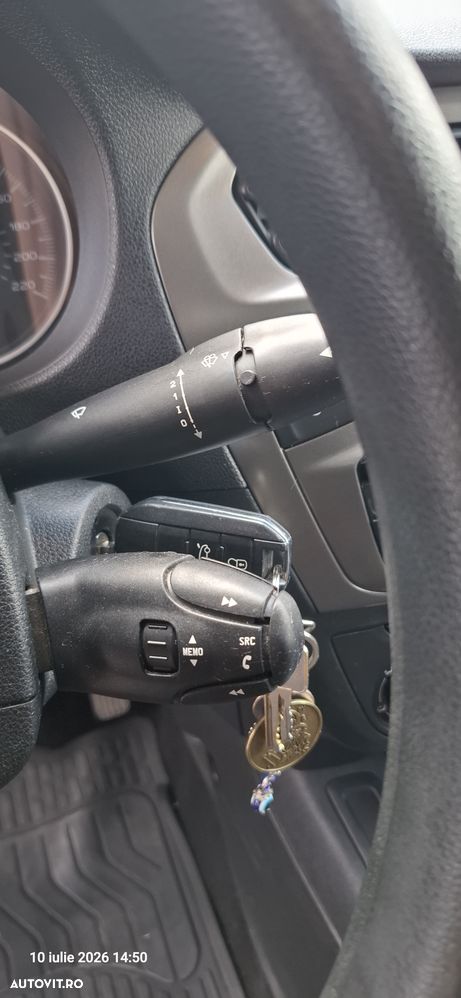 Peugeot 301 1.2 PureTech Active - 7