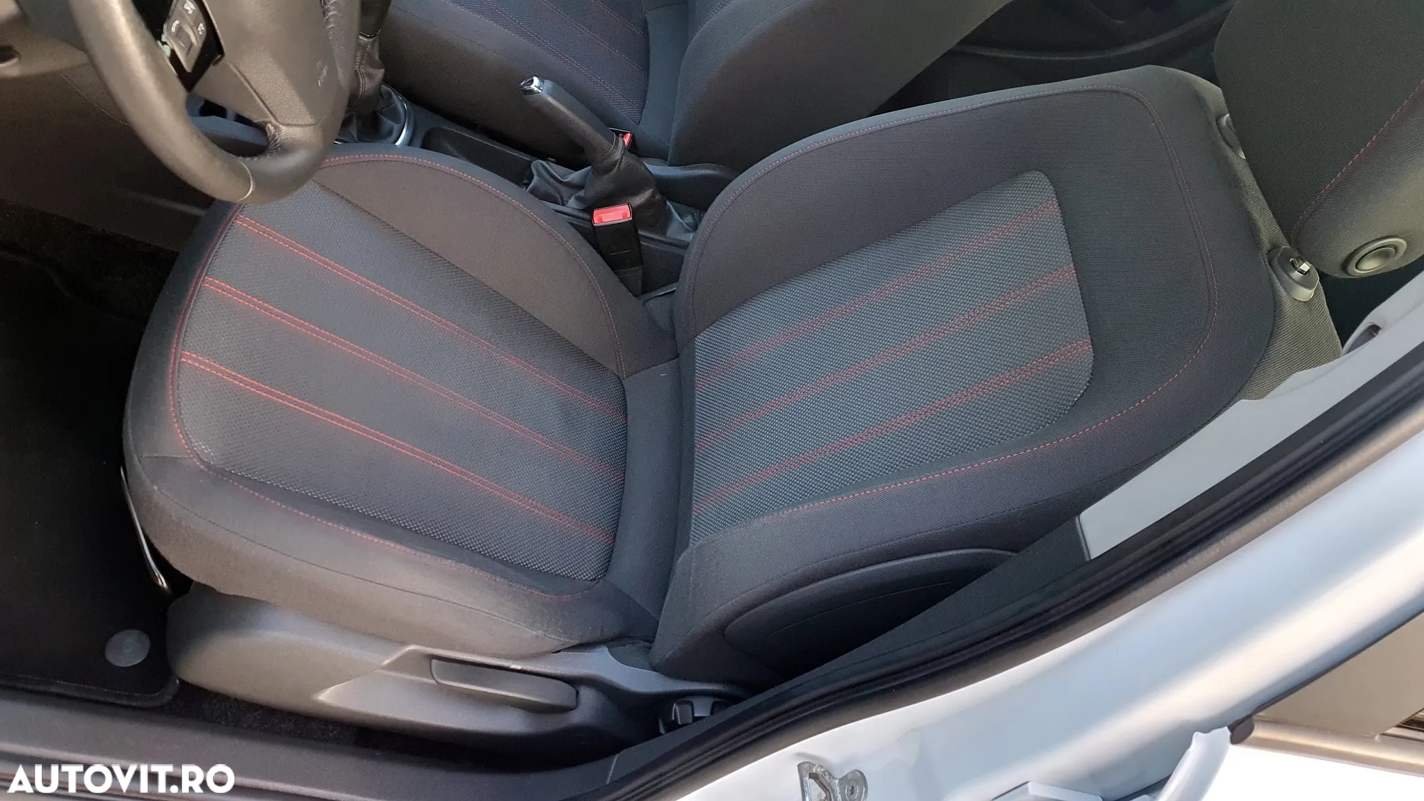Opel Corsa 1.2 Essentia - 14