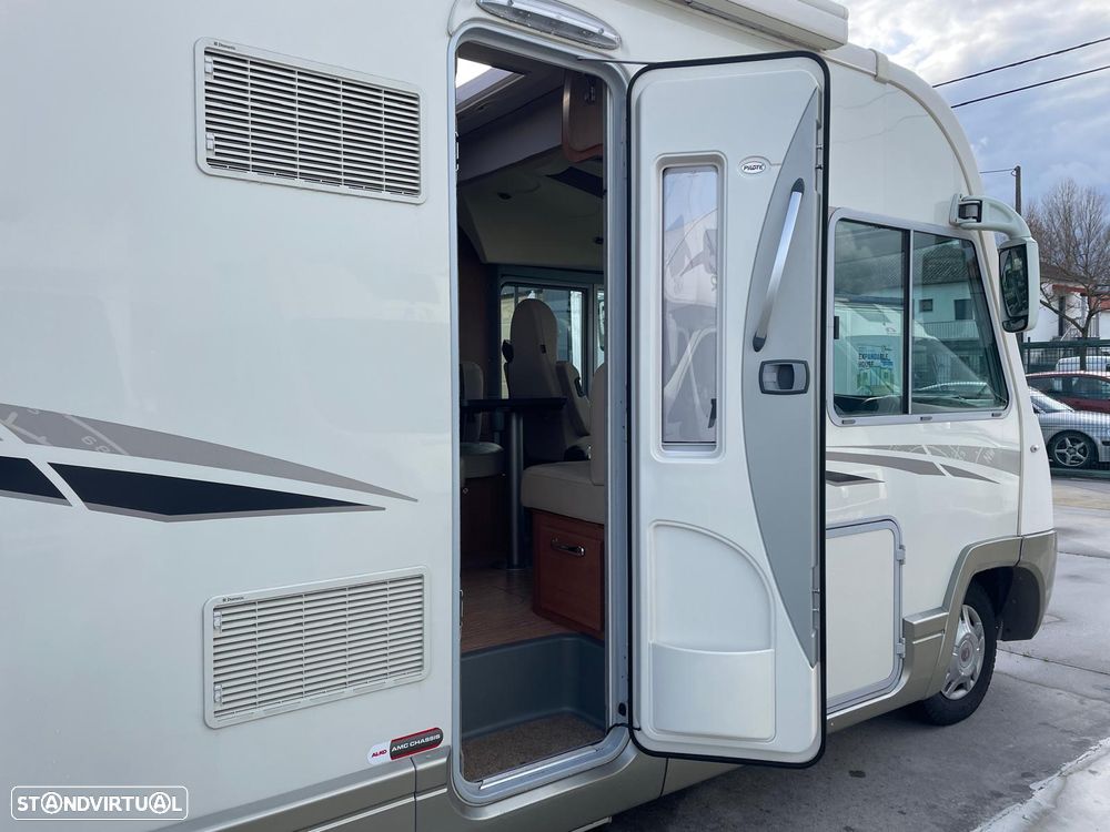 Pilote Explorateur G742 c/Cama Central - Autocaravana - 7