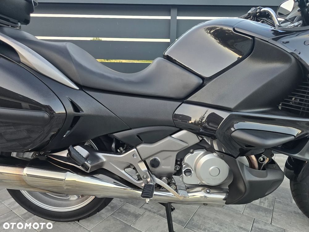 Honda Deauville - 12
