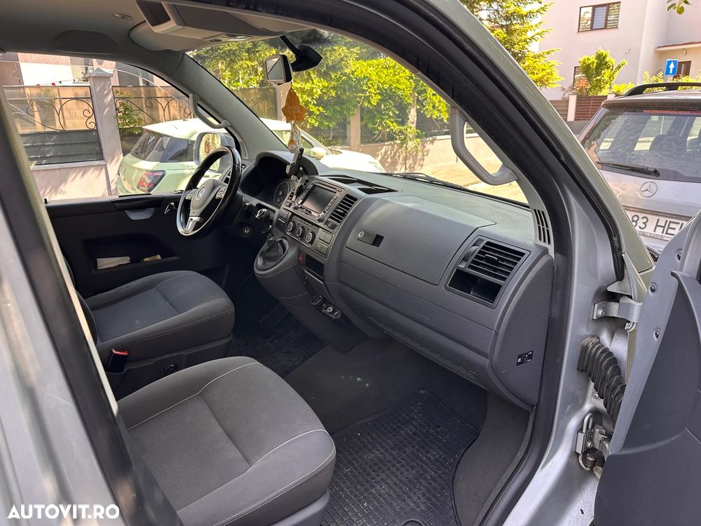 Volkswagen Multivan - 14