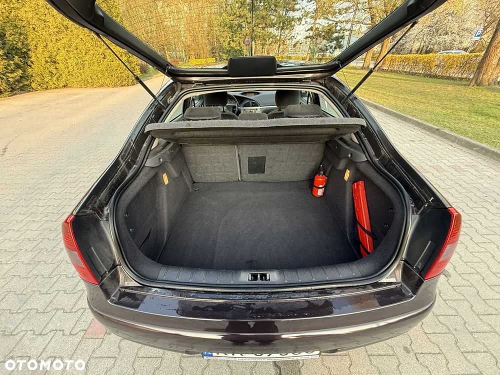 Citroën C5 II 1.8i 16V SX - 12