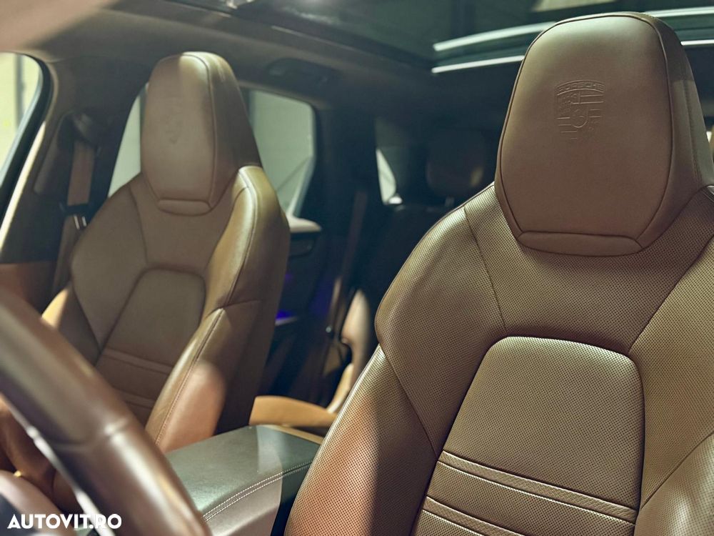 Porsche Cayenne Standard - 22
