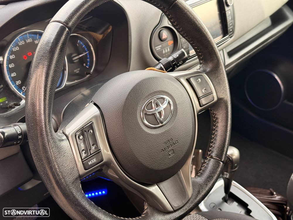 Toyota Yaris 1.5 HSD Active - 18