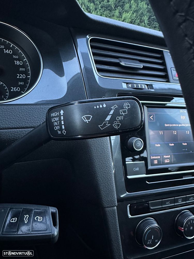 VW Golf 1.6 TDI Confortline - 13