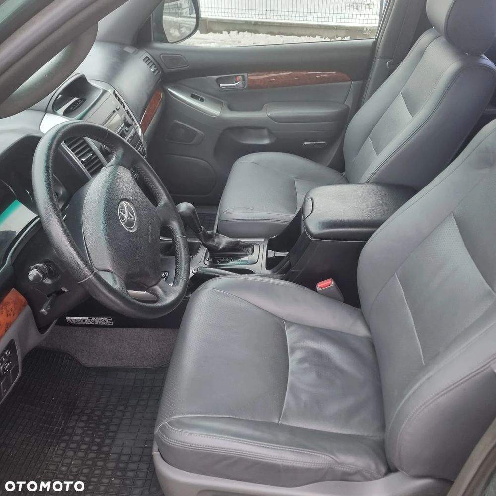 Toyota Land Cruiser 4.0 Sol - 9