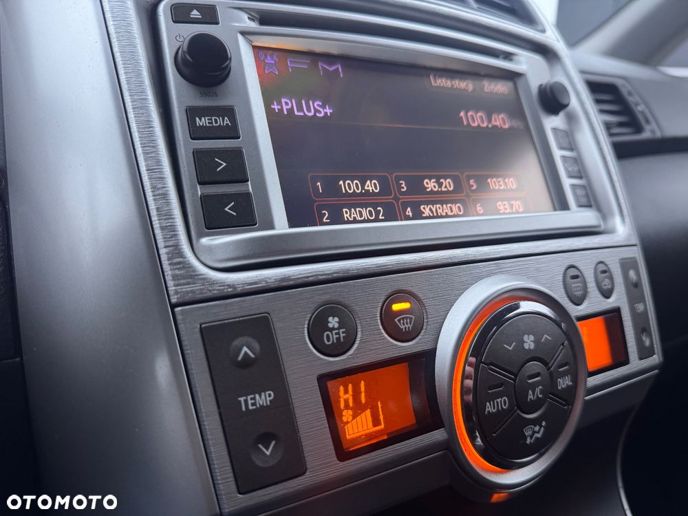 Toyota Verso 1.8 5-Sitzer Comfort - 24