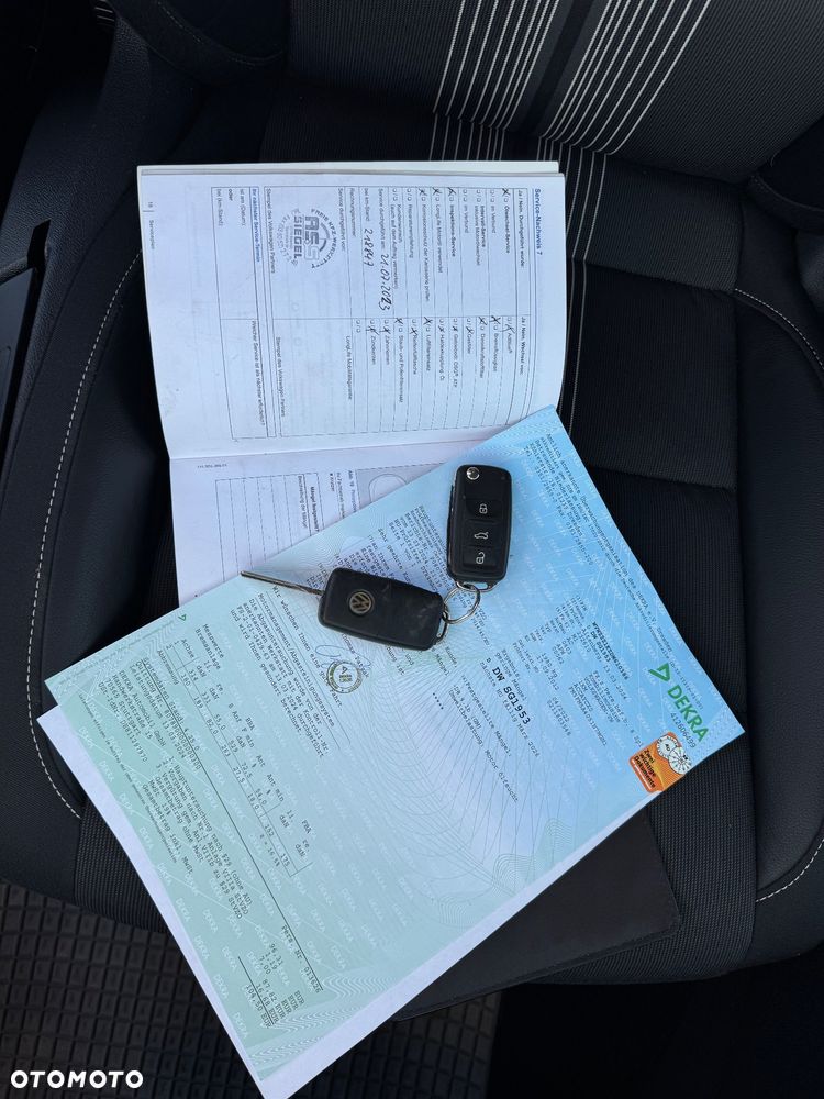 Volkswagen Golf 1.6 TDI DPF MATCH - 28