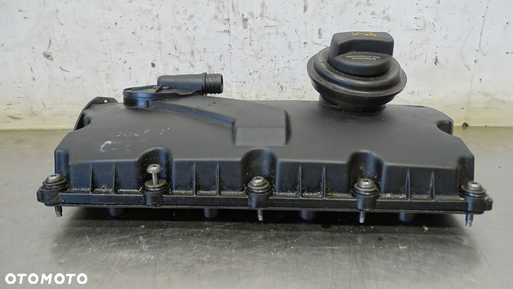 POKRYWA ZAWORÓW VOLKSWAGEN GOLF V 1.9TDI 038103469AG - 2