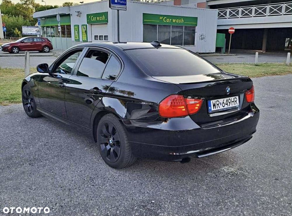 BMW Seria 3 318i - 2