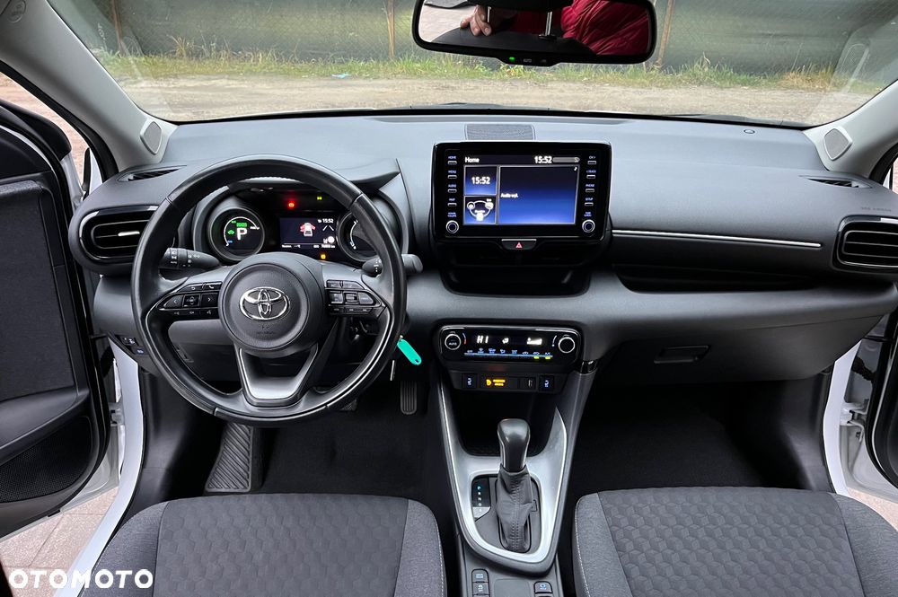 Toyota Yaris Hybrid 1.5 Executive - 9