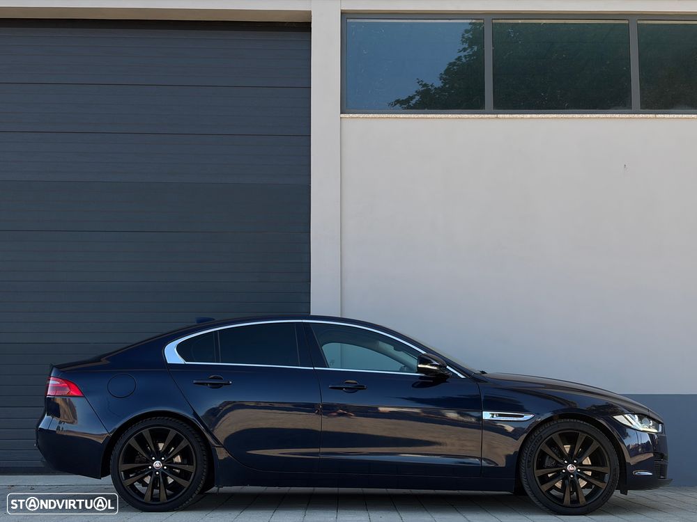 Jaguar XE 2.0 D Portfolio Aut. - 10