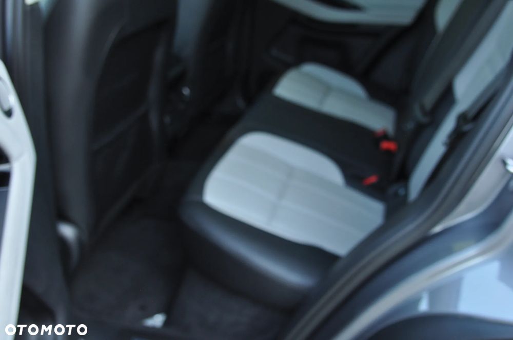 Land Rover Range Rover Evoque P200 R-Dynamic SE - 14