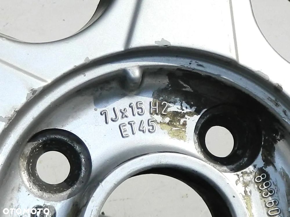 Felgi ALUMINIOWE  4x108 15" 7Jx15H2  ET45 Audi 80 - 23