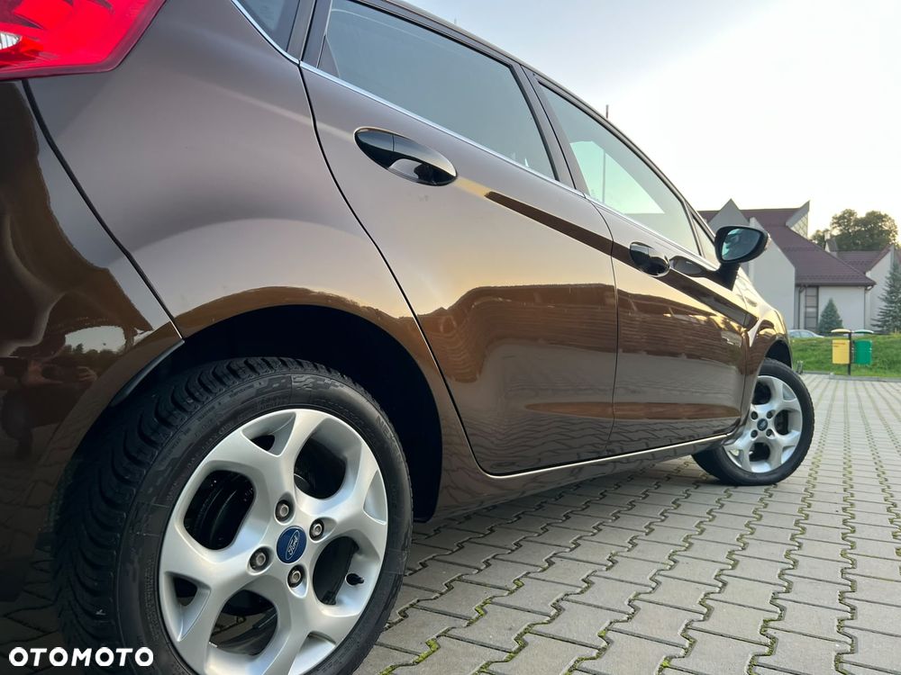 Ford Fiesta 1.4 Titanium EU5 - 9