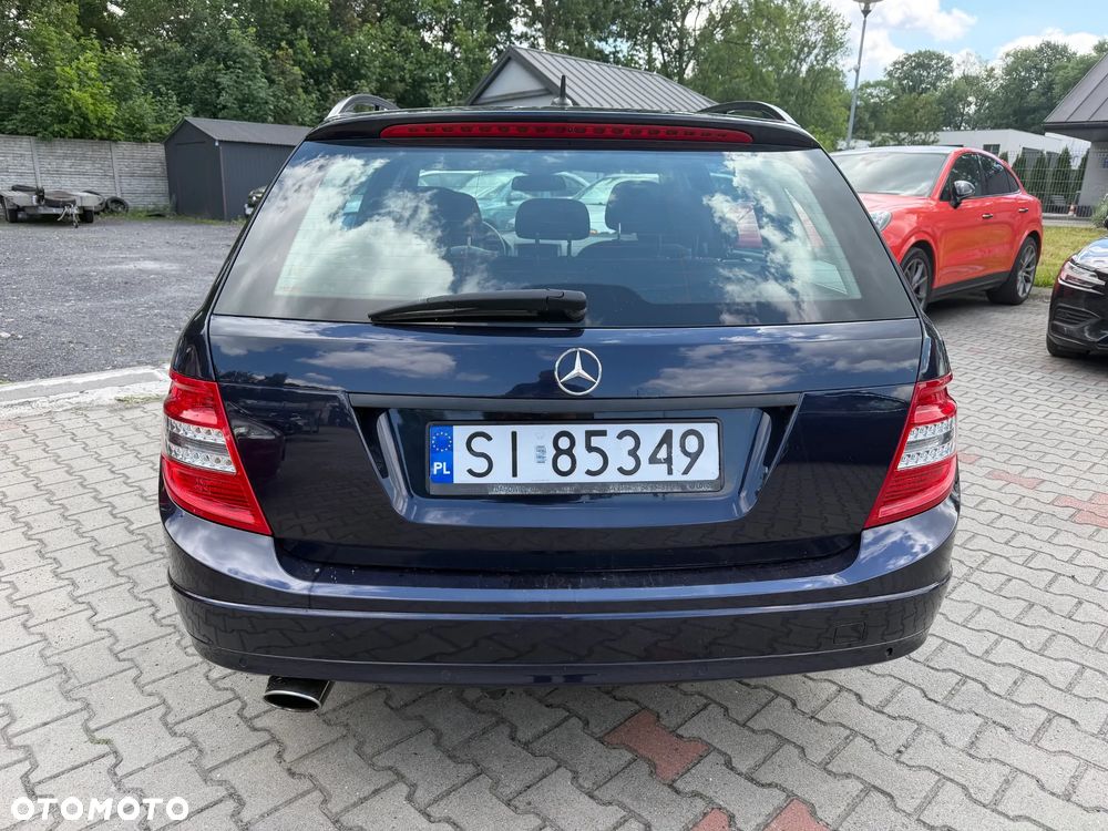 Mercedes-Benz Klasa C 220 CDI DPF Automatik Elegance - 4