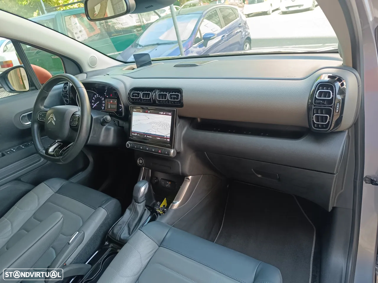 Citroën C3 Aircross 1.2 PureTech Shine EAT6 - 21