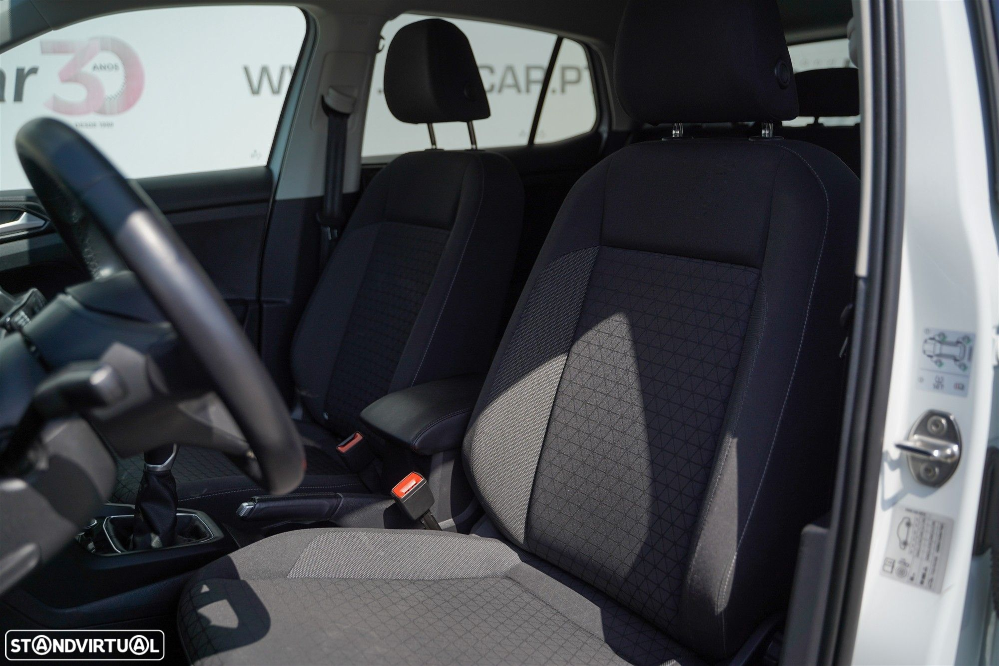 VW T-Cross 1.0 TSI BlackStyle - 27