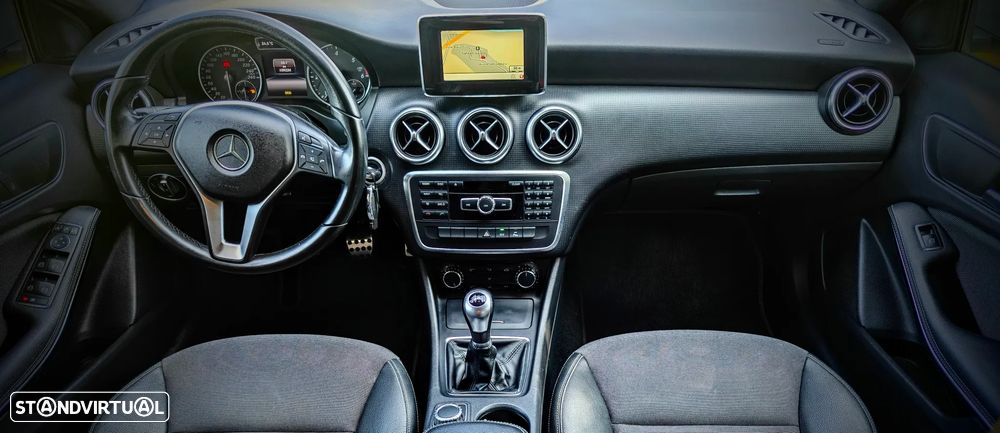 Mercedes-Benz A 180 CDI BE AMG Line - 13