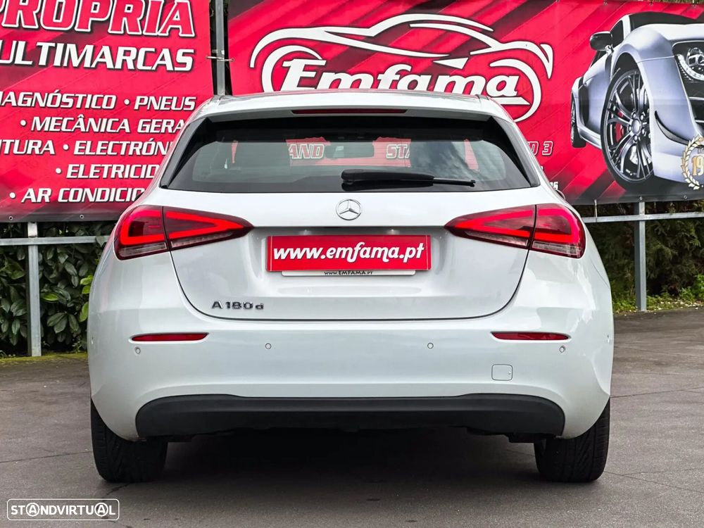 Mercedes-Benz A 180 - 9