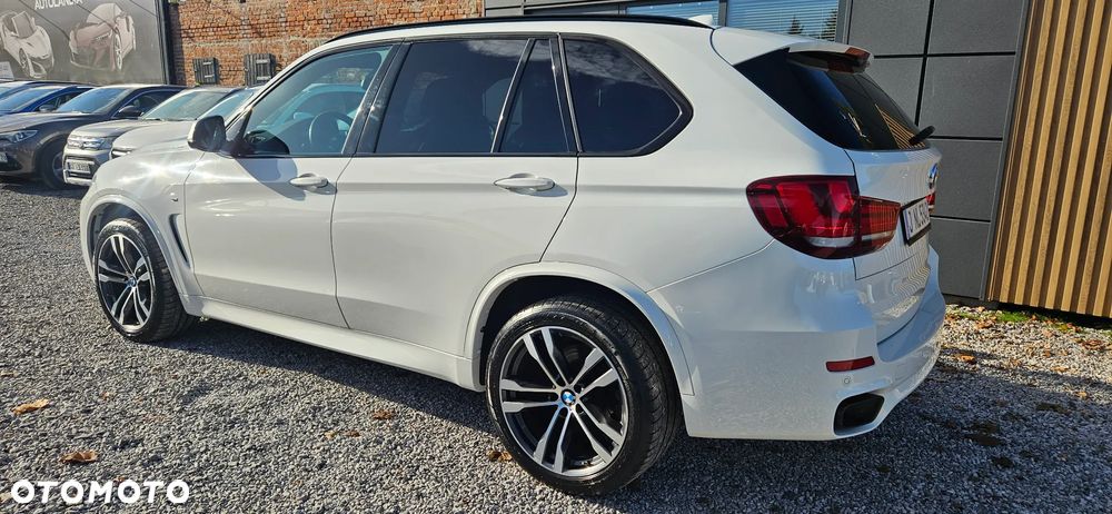 BMW X5 M M50d Sport-Aut - 9