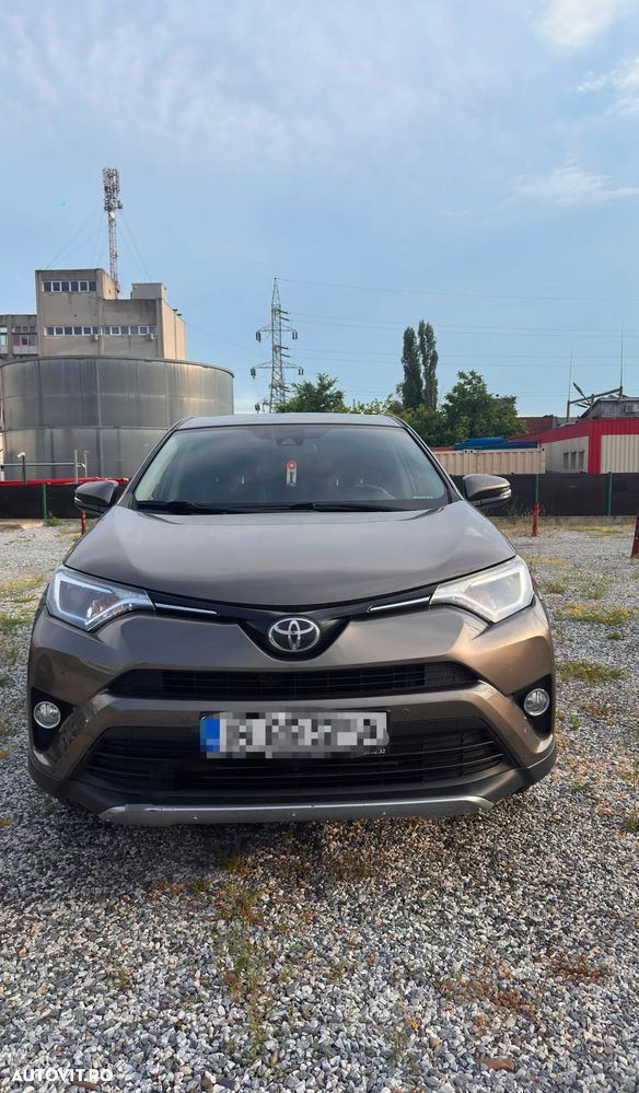 Toyota RAV4 2.0 D-4D 2WD Comfort - 2
