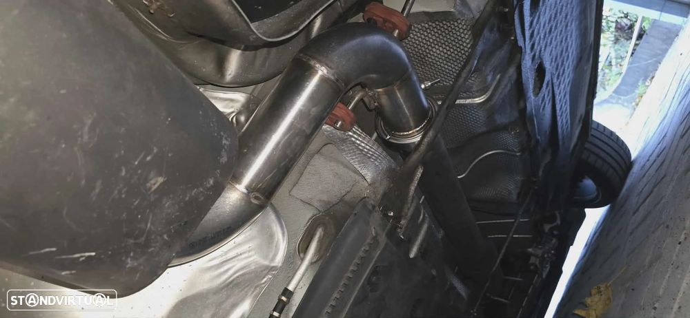 VW Golf 2.0 GTI DSG - 34