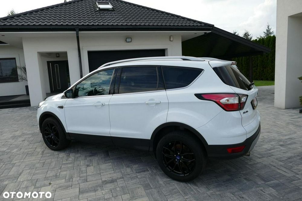 Ford Kuga 1.5 EcoBoost 2x4 Titanium - 12