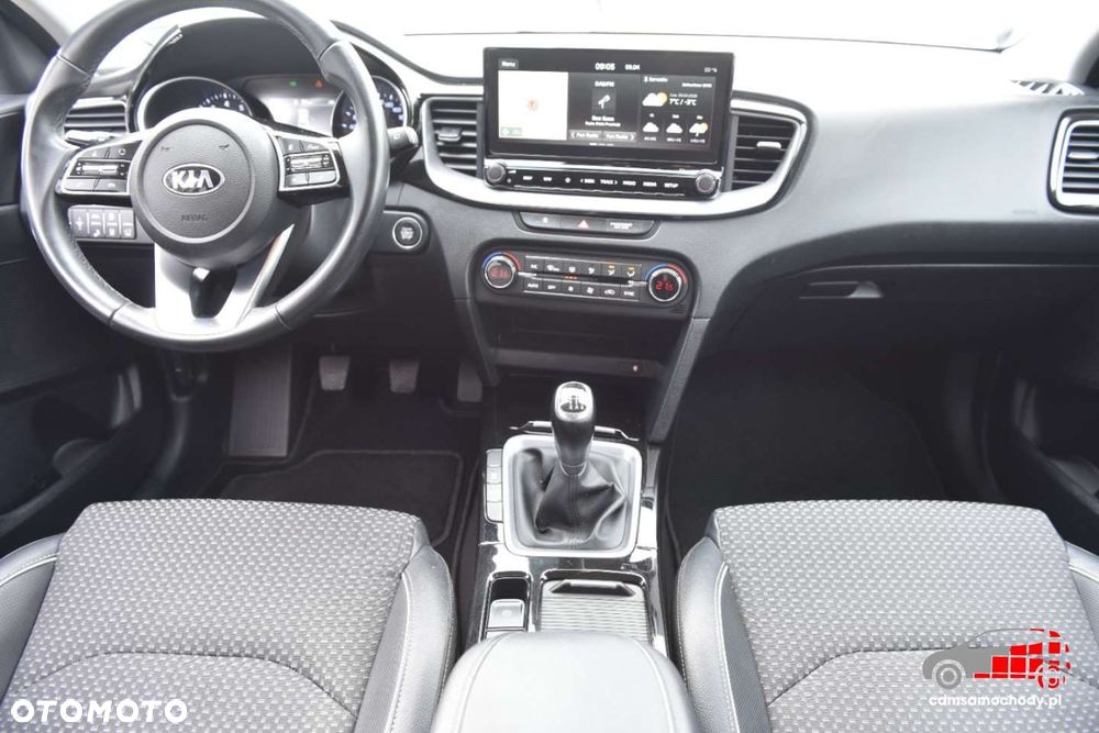 Kia XCeed - 22