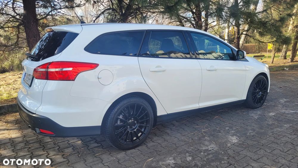 Ford Focus 2.0 TDCi Titanium ASS - 6