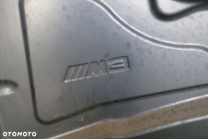 BMW E92 E93 3 M3 COUPE CABRIO maska - 13