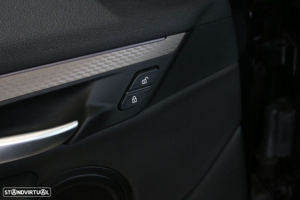 BMW X2 25 e xDrive Pack M - 43