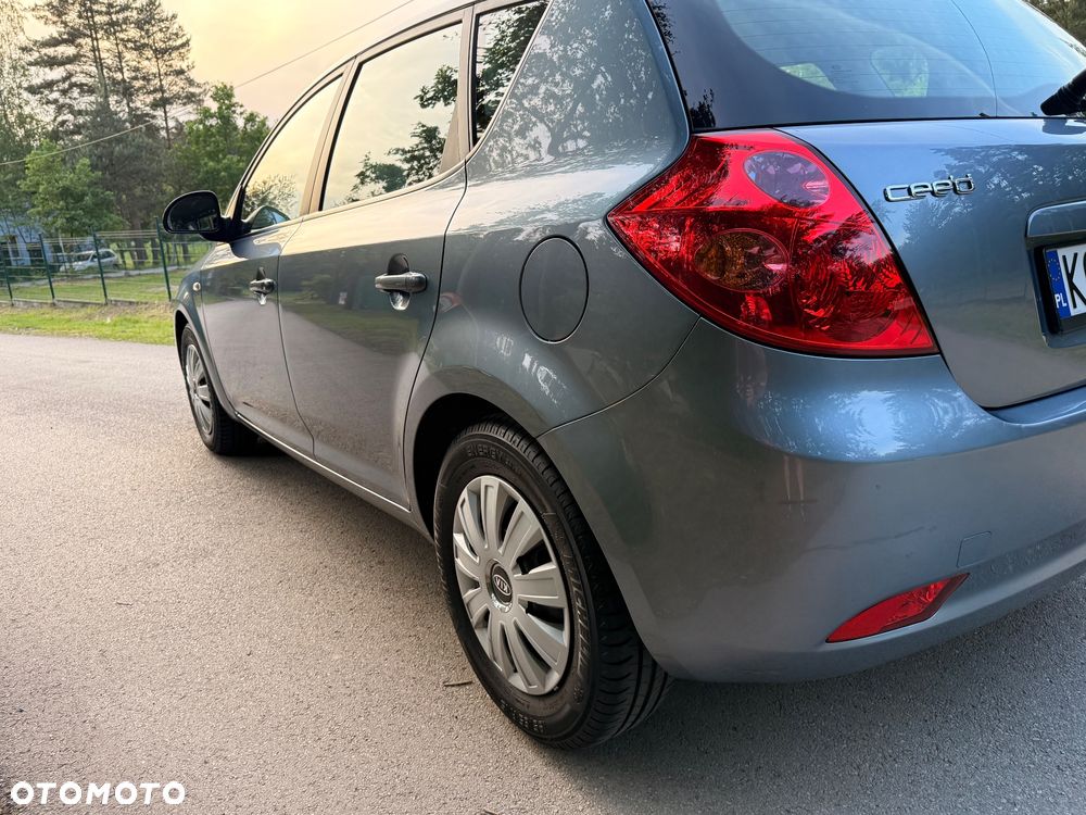 Kia Ceed 1.4 Comfort - 19
