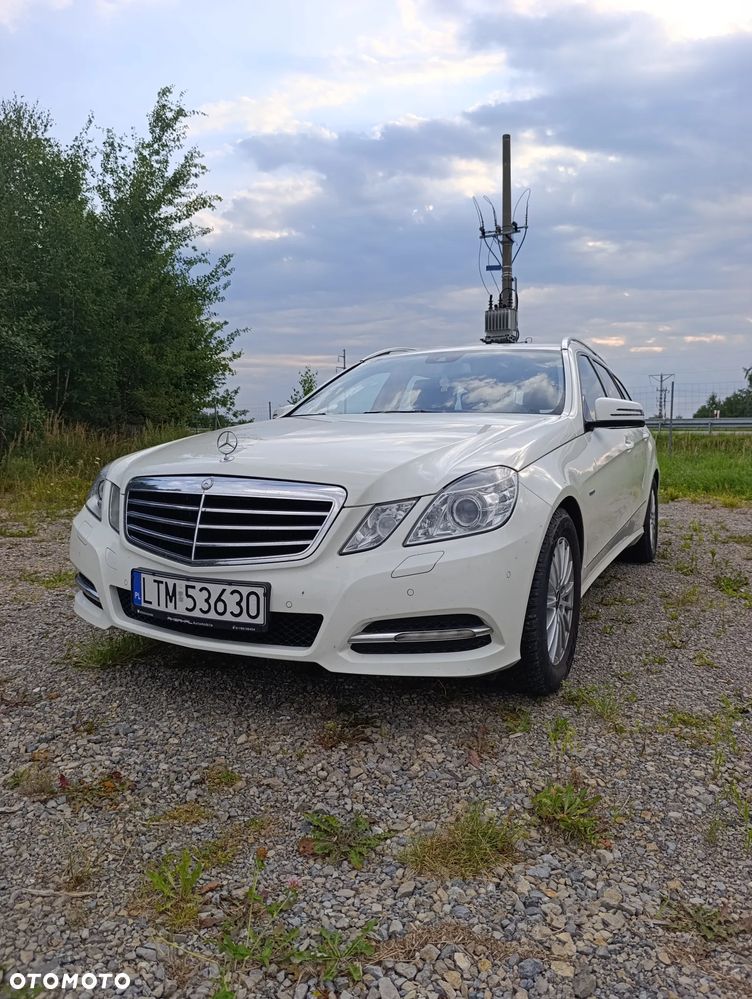 Mercedes-Benz Klasa E 250 CGI BlueEFFICIENCY Automatik Avantgarde - 1