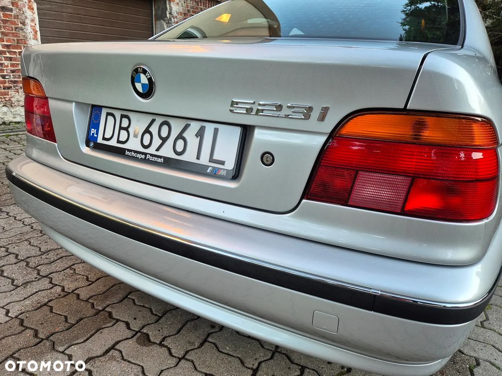 BMW Seria 5 - 35