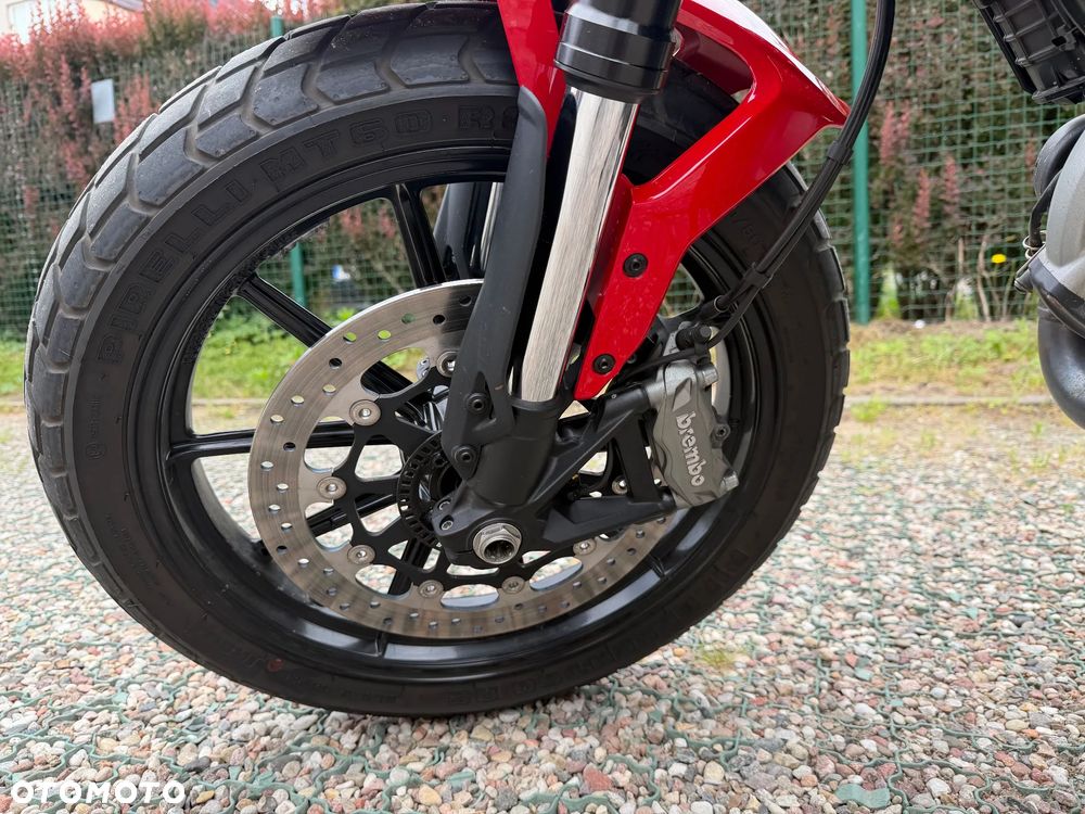 Ducati Scrambler - 10