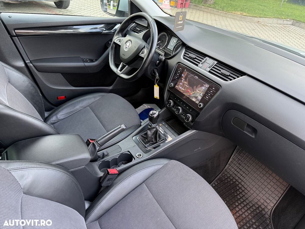 Skoda Octavia 2.0 TDI (Green tec) Ambition - 19