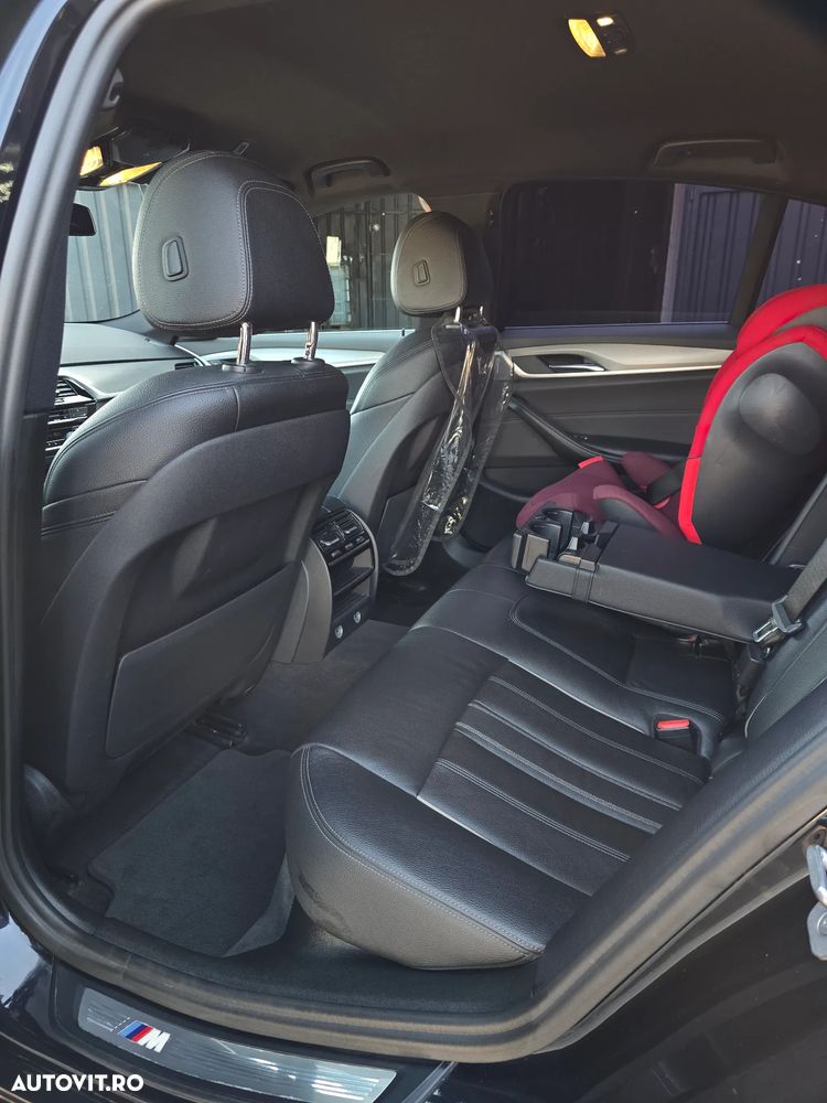 BMW Seria 5 520d xDrive AT - 13