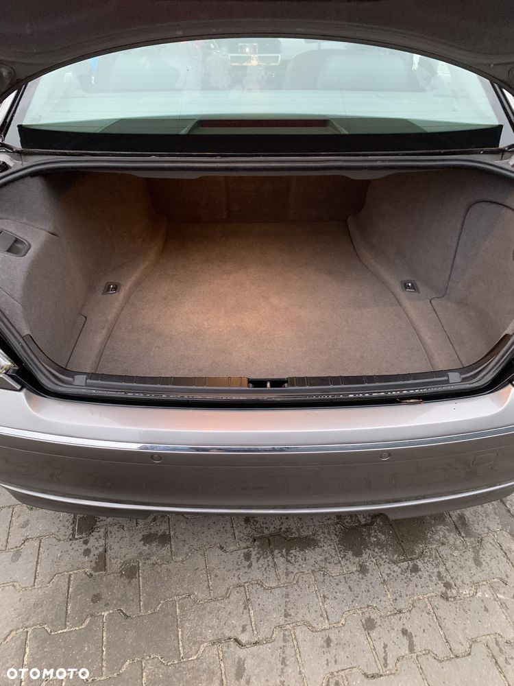 BMW Seria 7 745d - 12