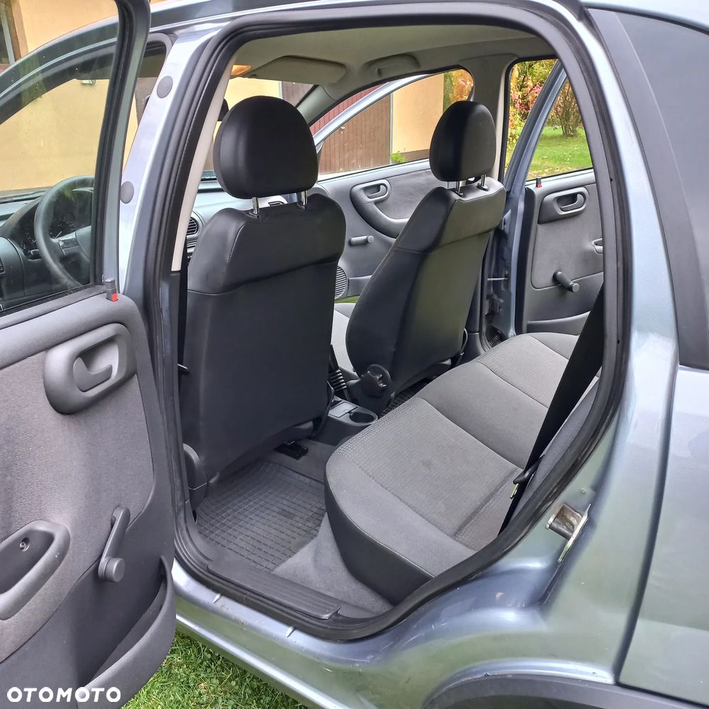 Opel Corsa 1.2 16V Base / Start - 10