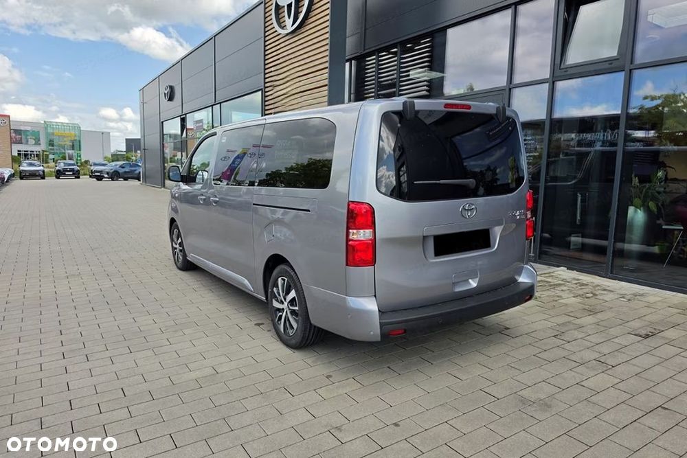 Toyota Proace Verso - 9