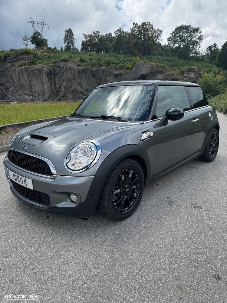 MINI 3 Portas Cooper S Aut. - 1