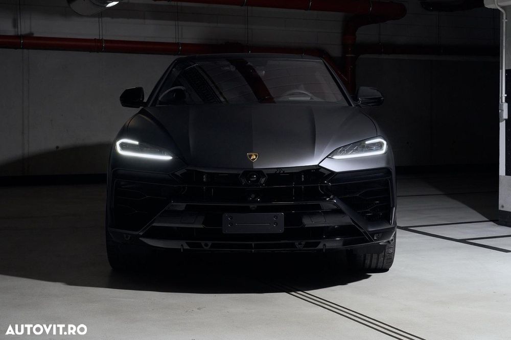 Lamborghini URUS - 1