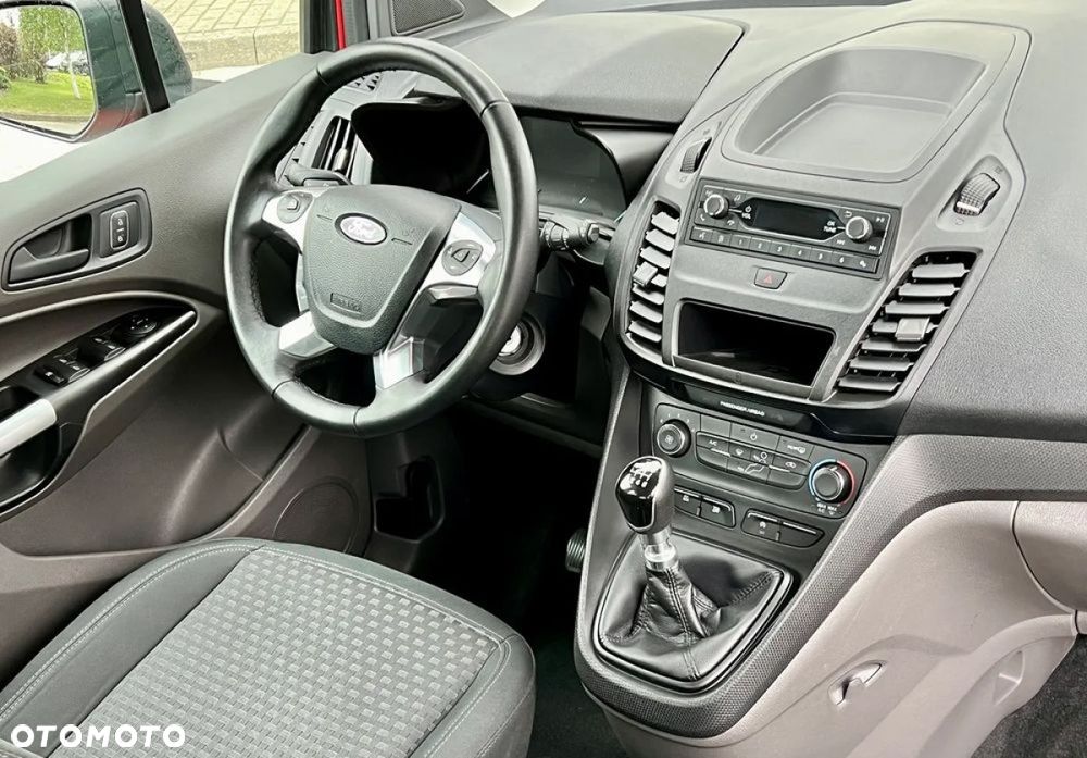 Ford Tourneo Connect 1.5 TDCi Start-Stop Titanium - 25