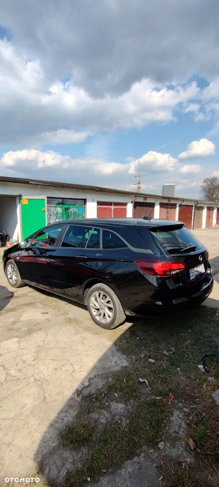 Opel Astra - 2