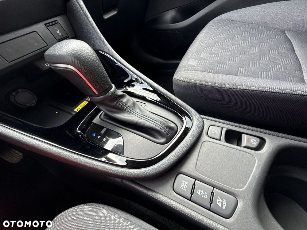 Toyota Yaris Hybrid 1.5 Style - 16